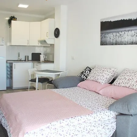 דירה Charming With Pool *