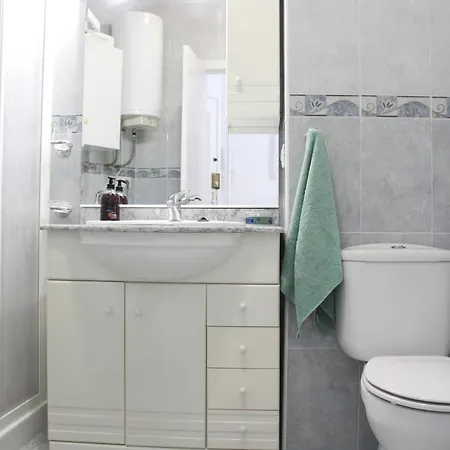 Charming With Pool נרחה