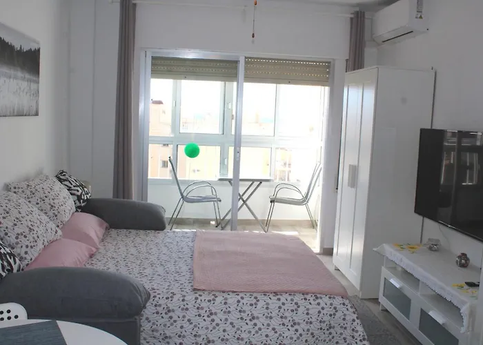 Charming With Pool *