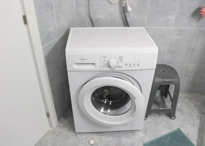 Charming With Pool 아파트 네르하